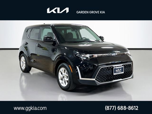 Certified 2025 Kia Soul LX w/ LX Technology Package