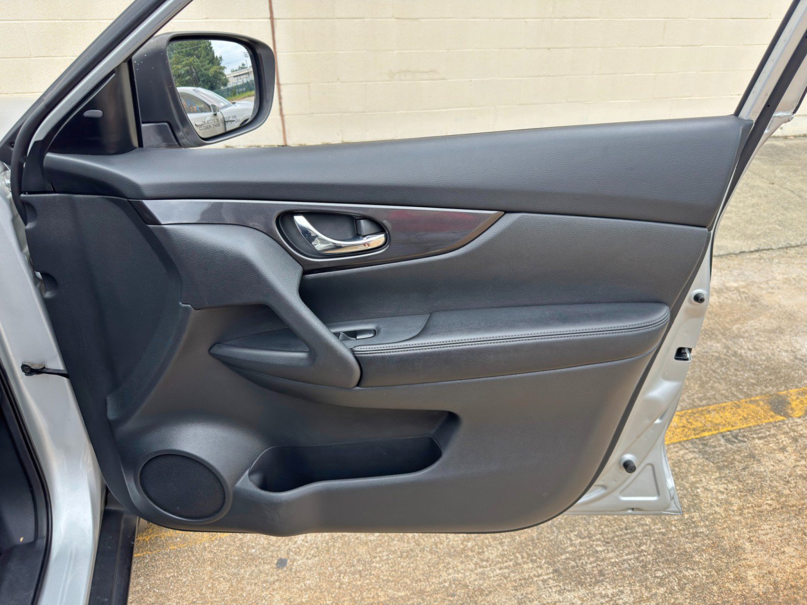 Used 2019 Nissan Rogue SV w/ Premium Package AWD/4WD image 42