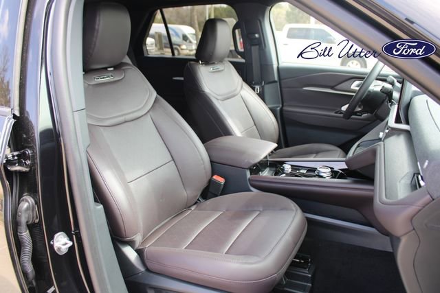 New 2026 Ford Explorer Platinum RWD image 7
