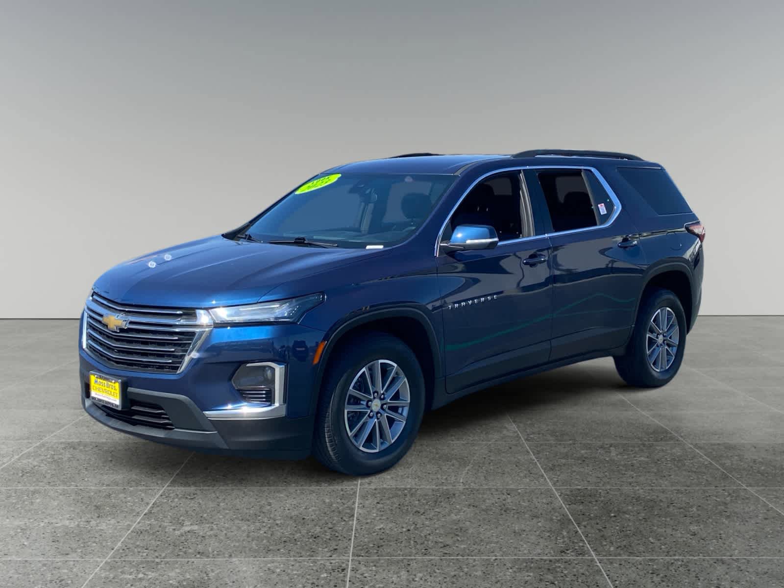 Used 2023 Chevrolet Traverse LT w/ LPO, Floor Liner Package