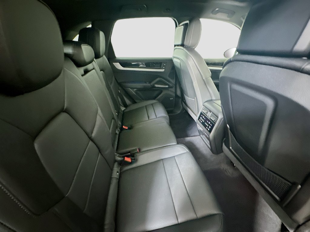New 2026 Porsche Cayenne AWD/4WD image 29