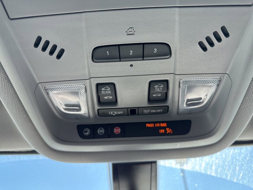 Used 2020 GMC Acadia SLT w/ LPO, Floor Liner Package image 10