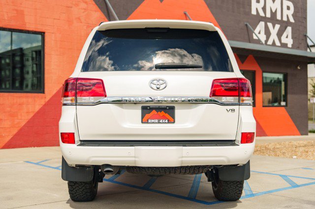 Used 2021 Toyota Land Cruiser Heritage Edition image 6