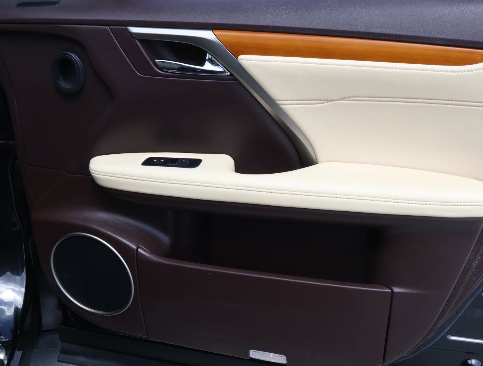 Used 2018 Lexus RX 350 FWD w/ Premium Package image 16