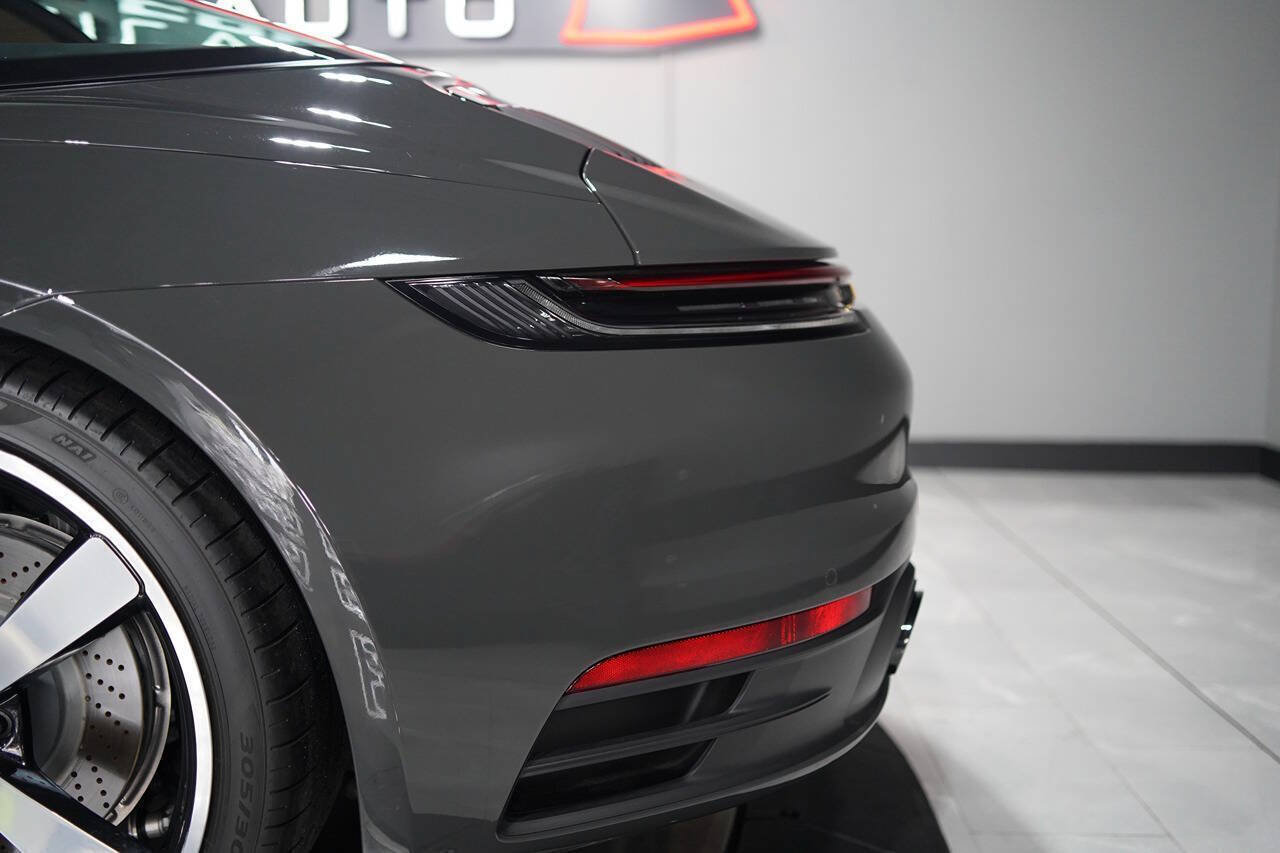Used 2021 Porsche 911 Targa 4S Heritage Design AWD/4WD image 24