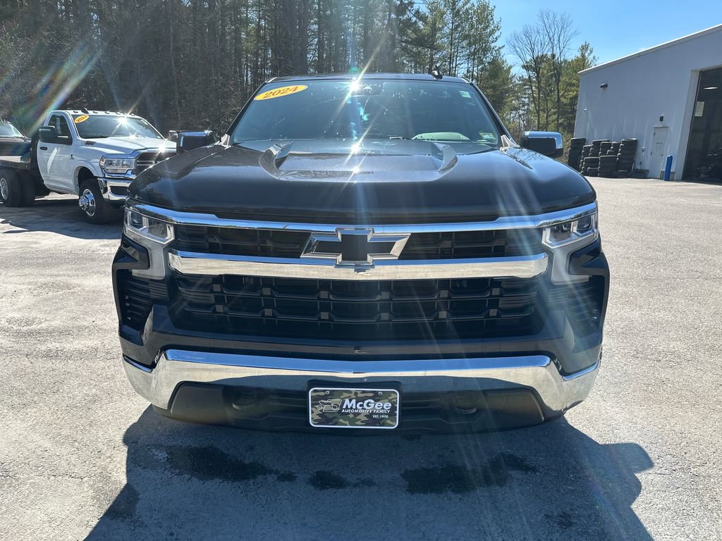 Used 2024 Chevrolet Silverado 1500 LT image 8