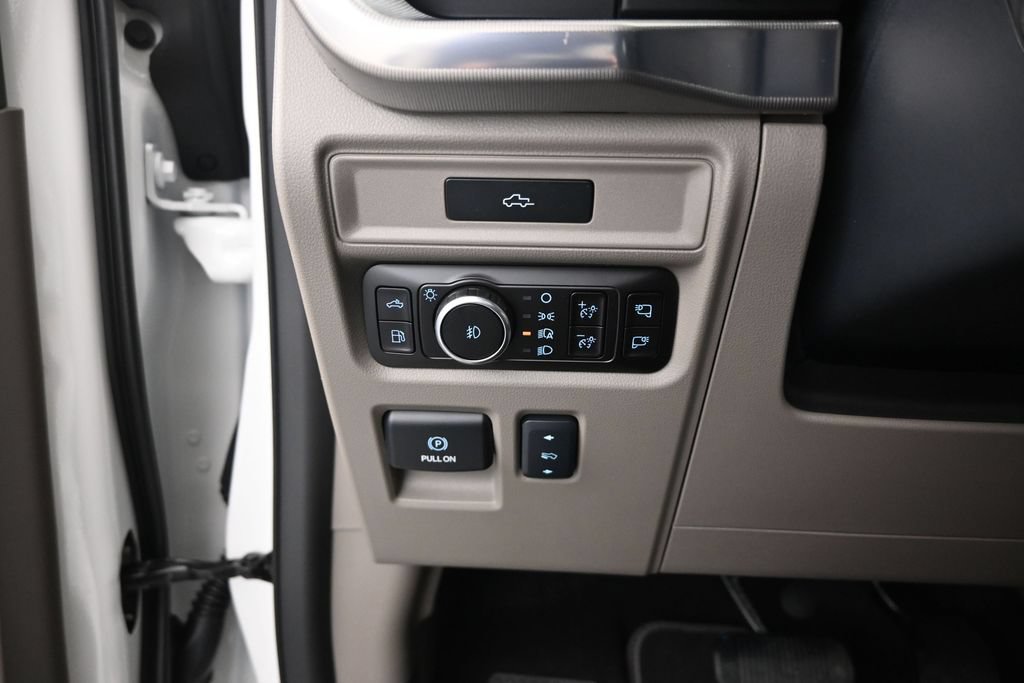 New 2026 Ford F150 Platinum w/ Equipment Group 703A Plus AWD/4WD image 12