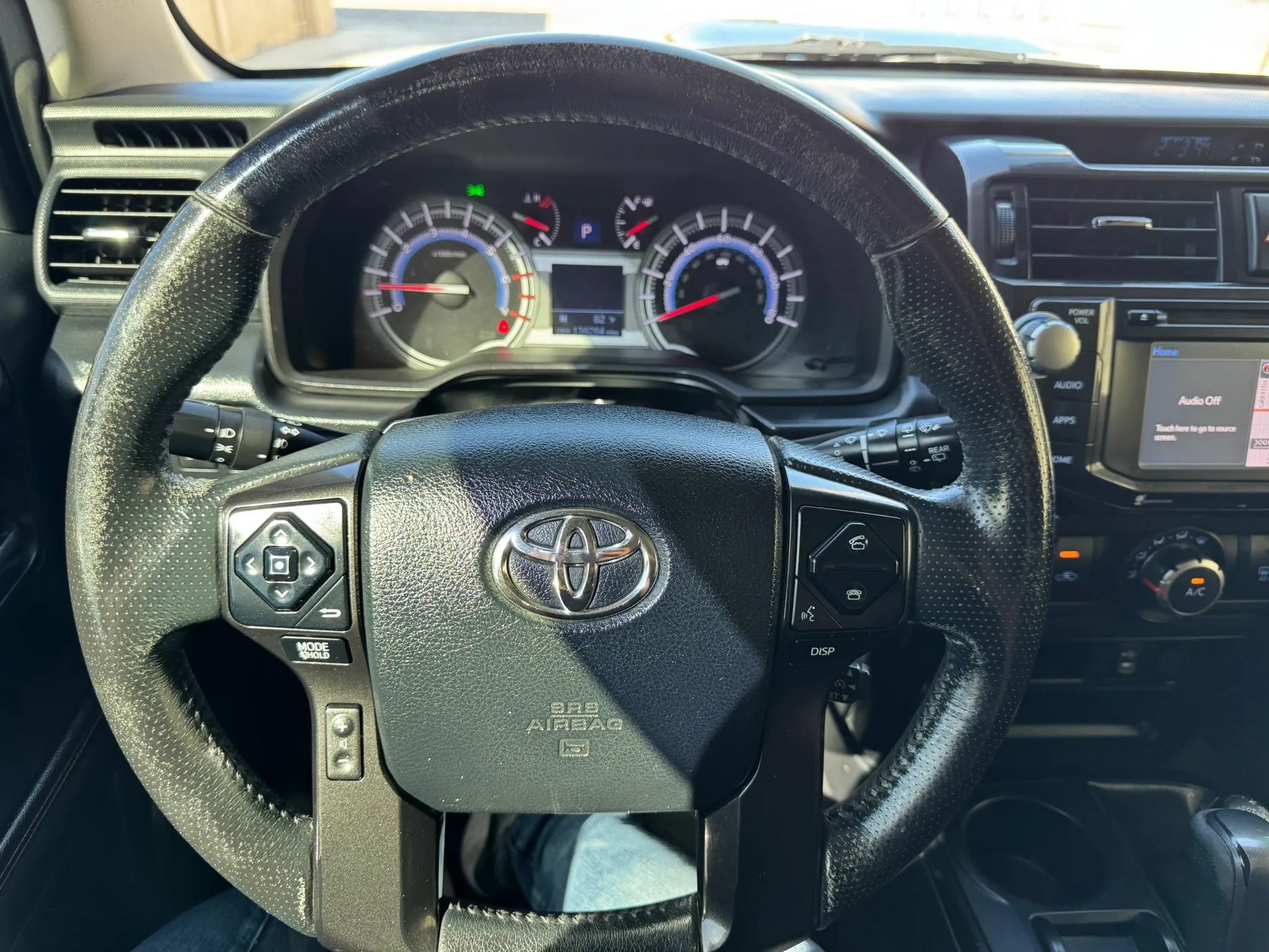 Used 2015 Toyota 4Runner SR5 AWD/4WD image 20