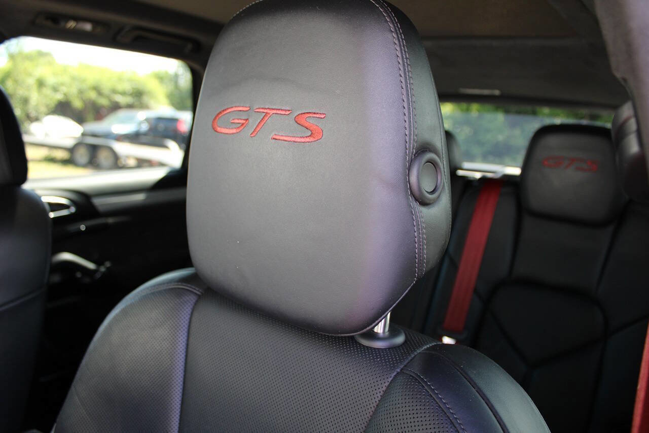 Used 2016 Porsche Cayenne GTS AWD/4WD image 34