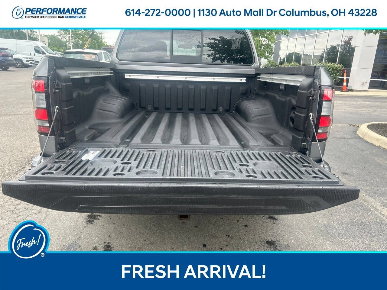 Used 2022 Nissan Frontier SV AWD/4WD image 15
