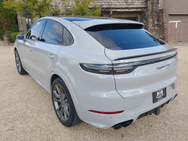 Used 2022 Porsche Cayenne GTS image 18