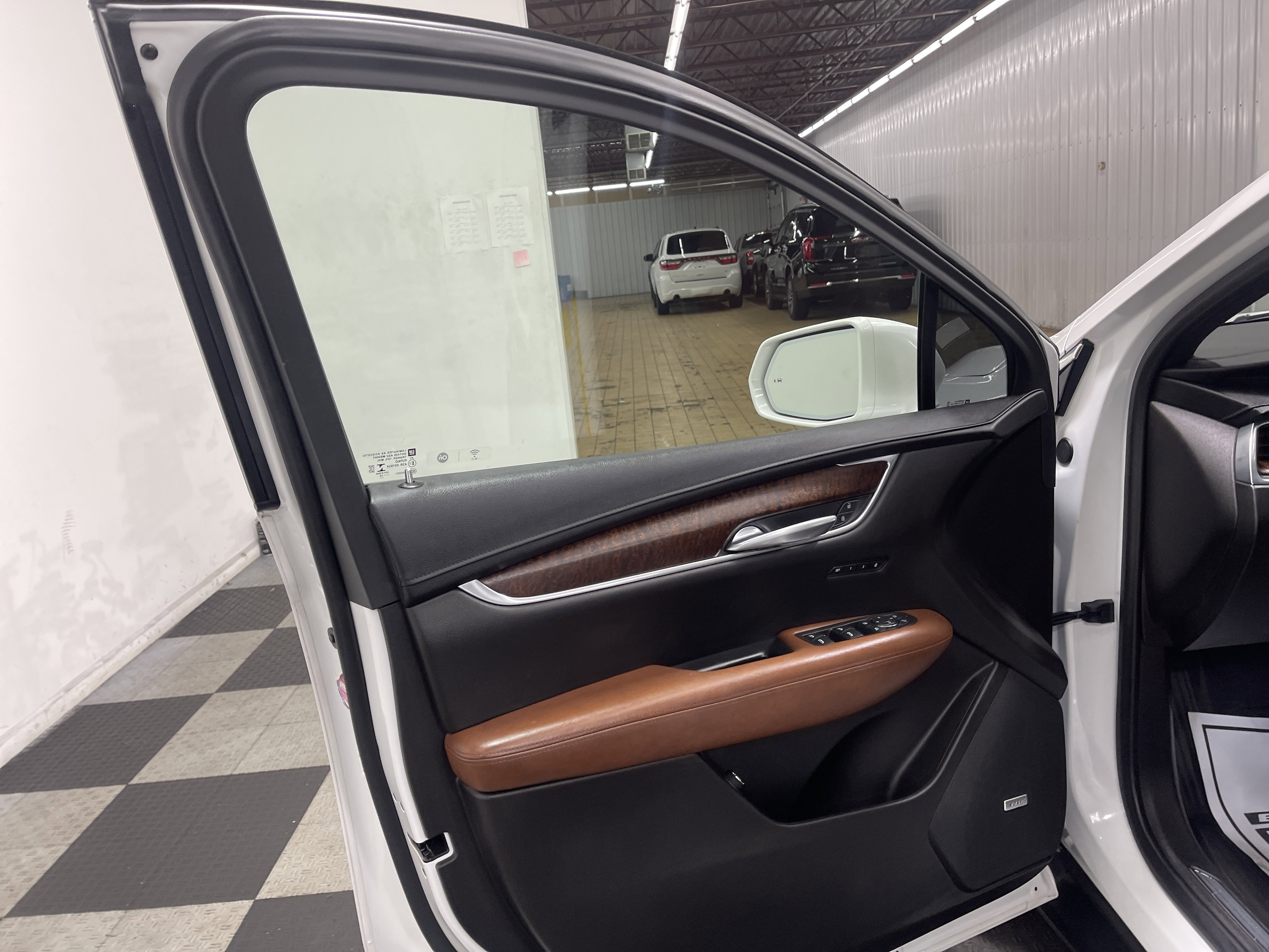 Used 2020 Cadillac XT5 Premium Luxury image 10