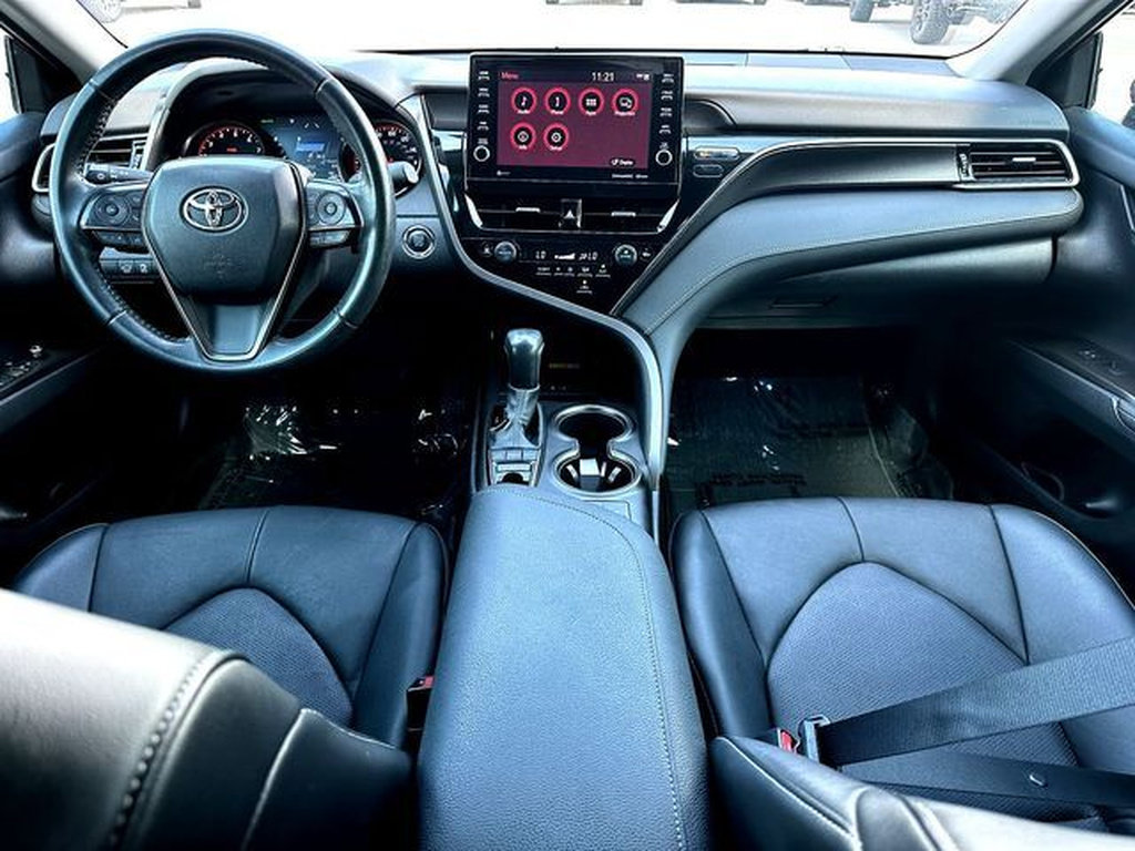 Certified 2022 Toyota Camry XSE FWD image 28