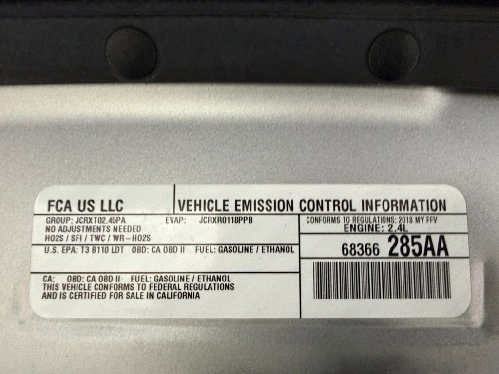 Used 2018 Jeep Cherokee Latitude w/ Cold Weather Group image 40