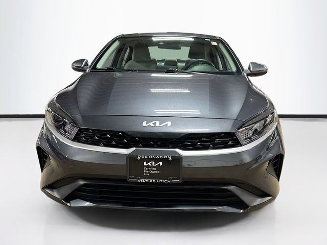 Used 2023 Kia Forte LXS w/ LXS Technology Package FWD image 2