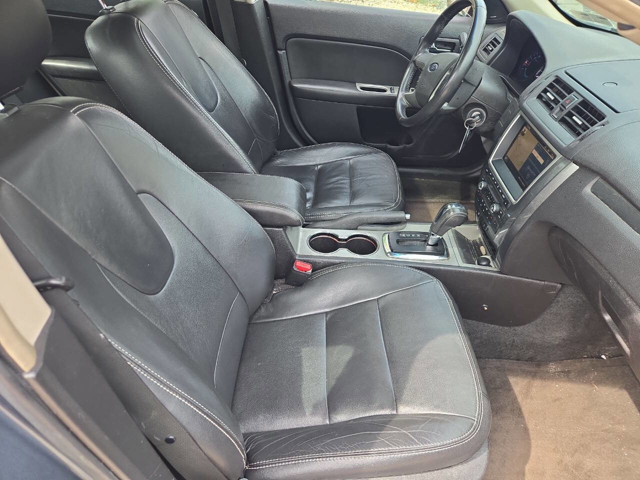 Used 2012 Ford Fusion SEL FWD image 19