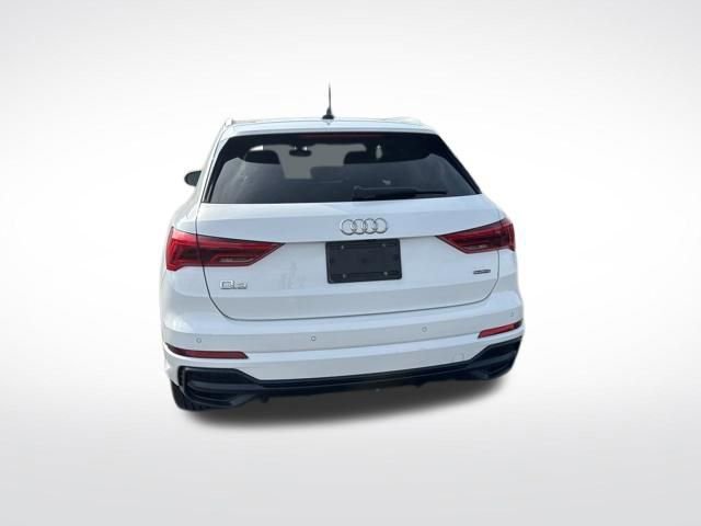 Used 2021 Audi Q3 2.0T Premium Plus w/ Premium Plus Package image 4