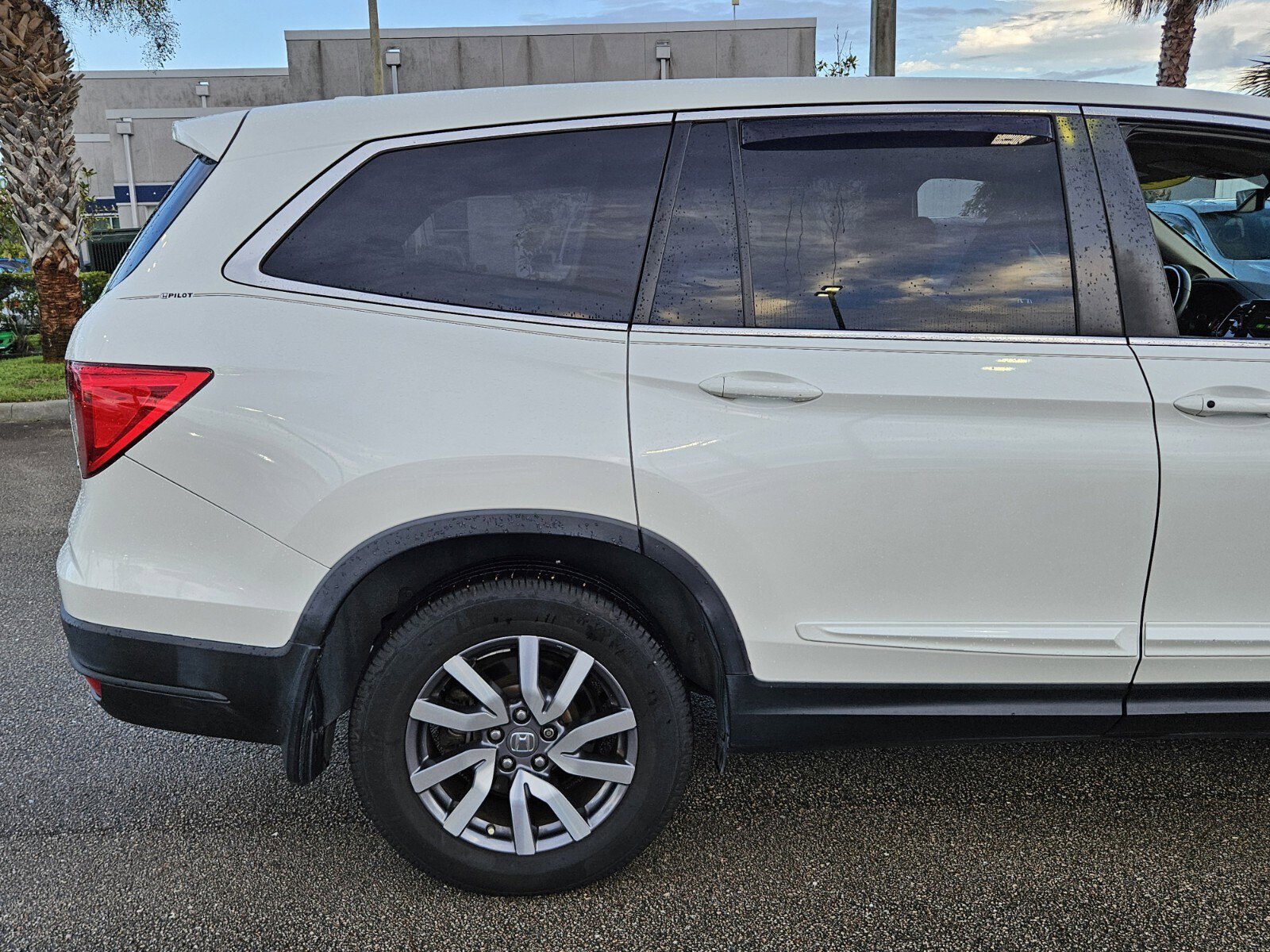 Certified 2019 Honda Pilot EX-L image 4