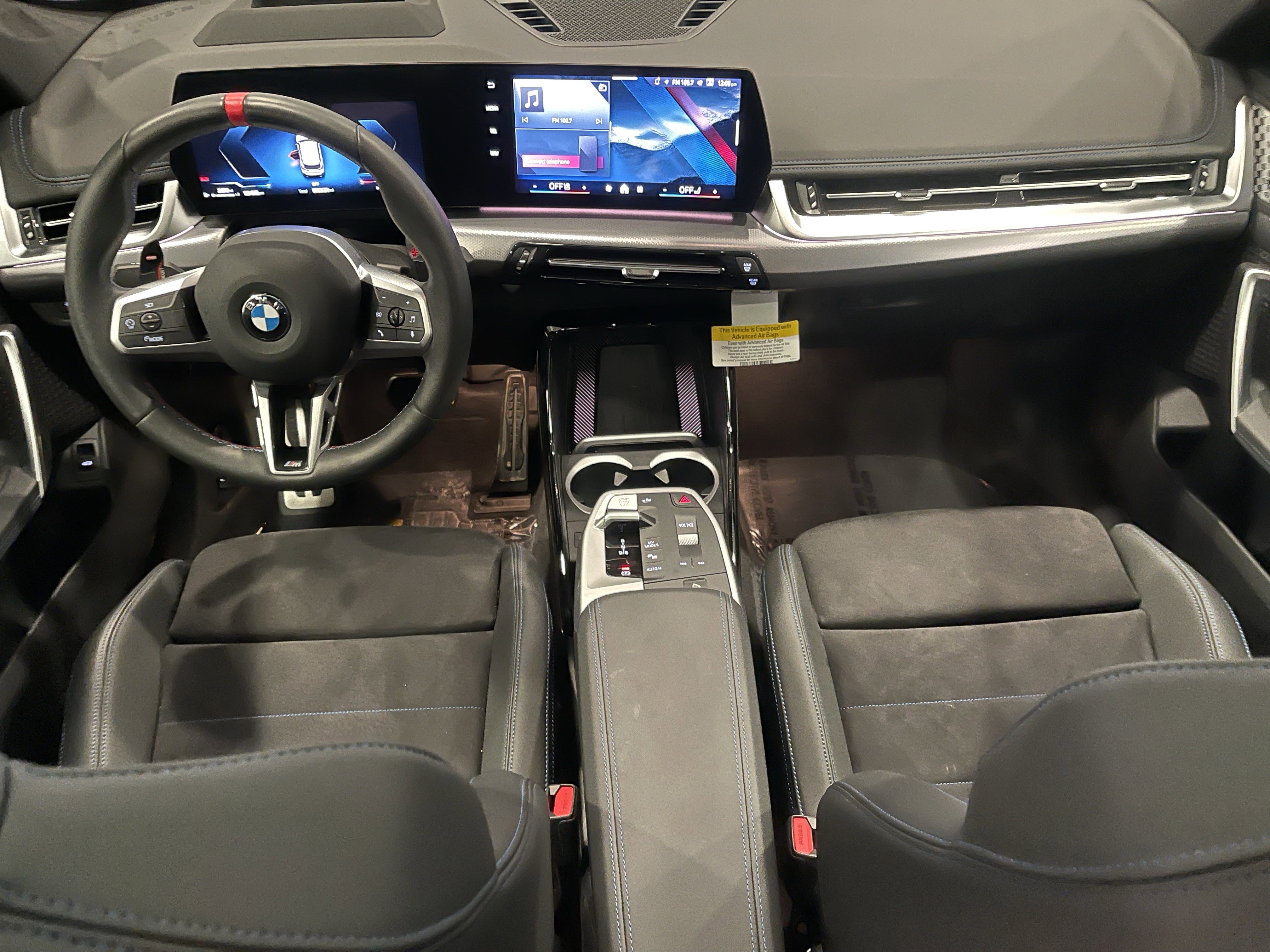 Used 2025 BMW X1 M35i w/ Premium Package image 16