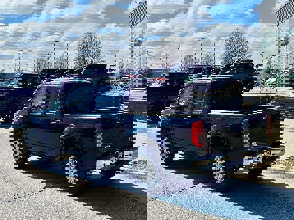 Used 2018 Nissan Frontier SV w/ Value Truck Package image 4