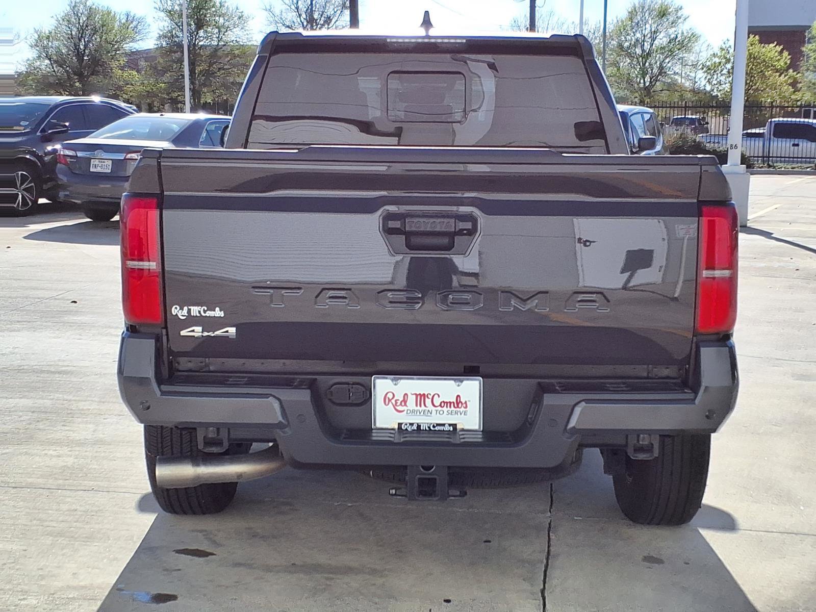 Used 2025 Toyota Tacoma SR5 w/ SR5 Upgrade Package AWD/4WD image 6