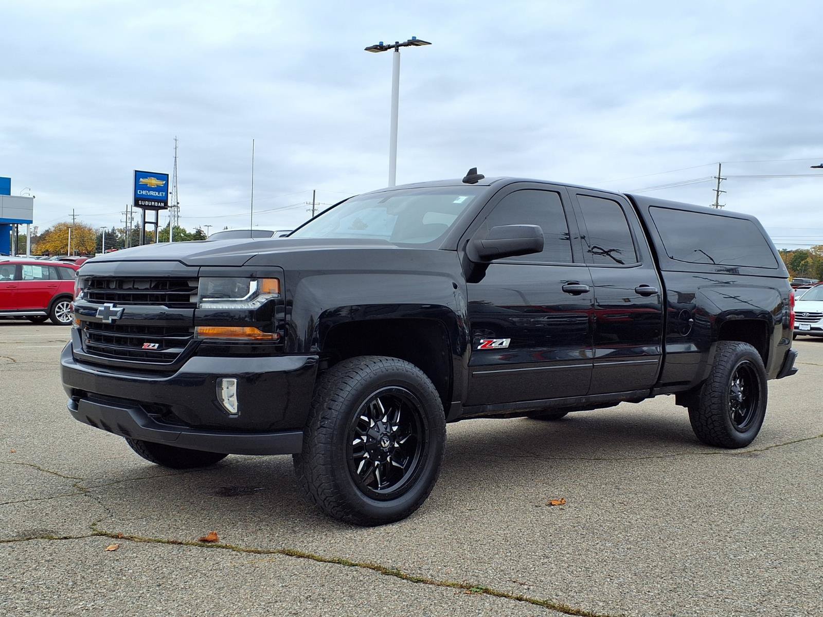Used 2017 Chevrolet Silverado 1500 LT w/ Midnight Edition AWD/4WD 360° Tour