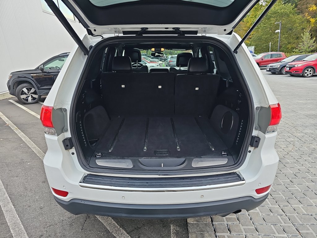 Used 2017 Jeep Grand Cherokee Limited w/ Luxury Group II AWD/4WD image 23