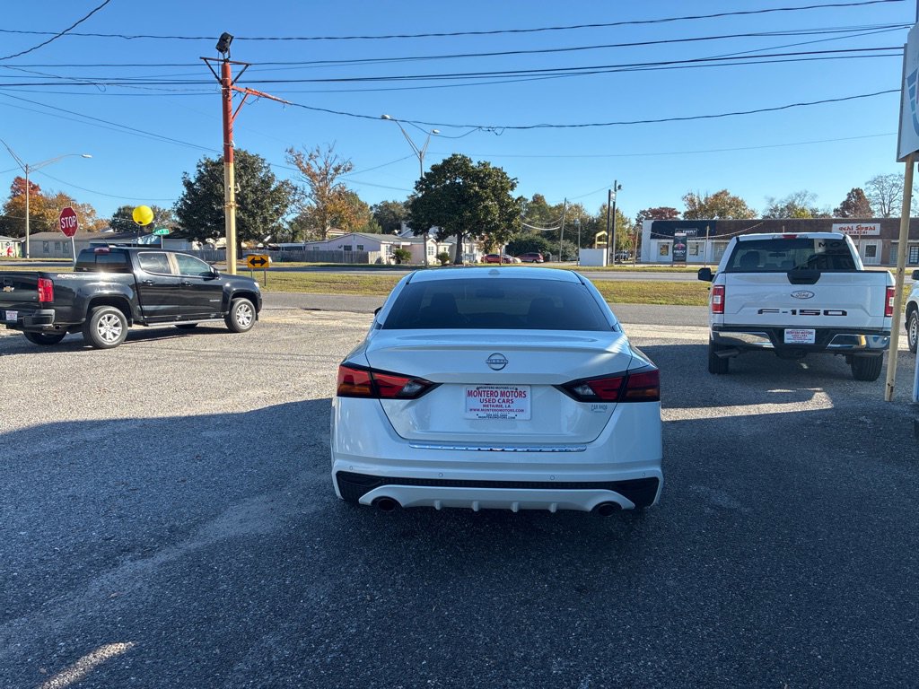 Used 2019 Nissan Altima 2.5 Platinum image 4