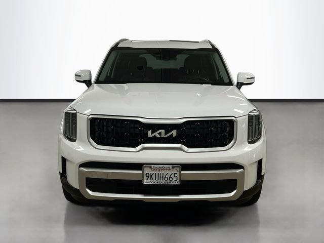 Certified 2024 Kia Telluride EX w/ EX Captain's Chair Package FWD image 2