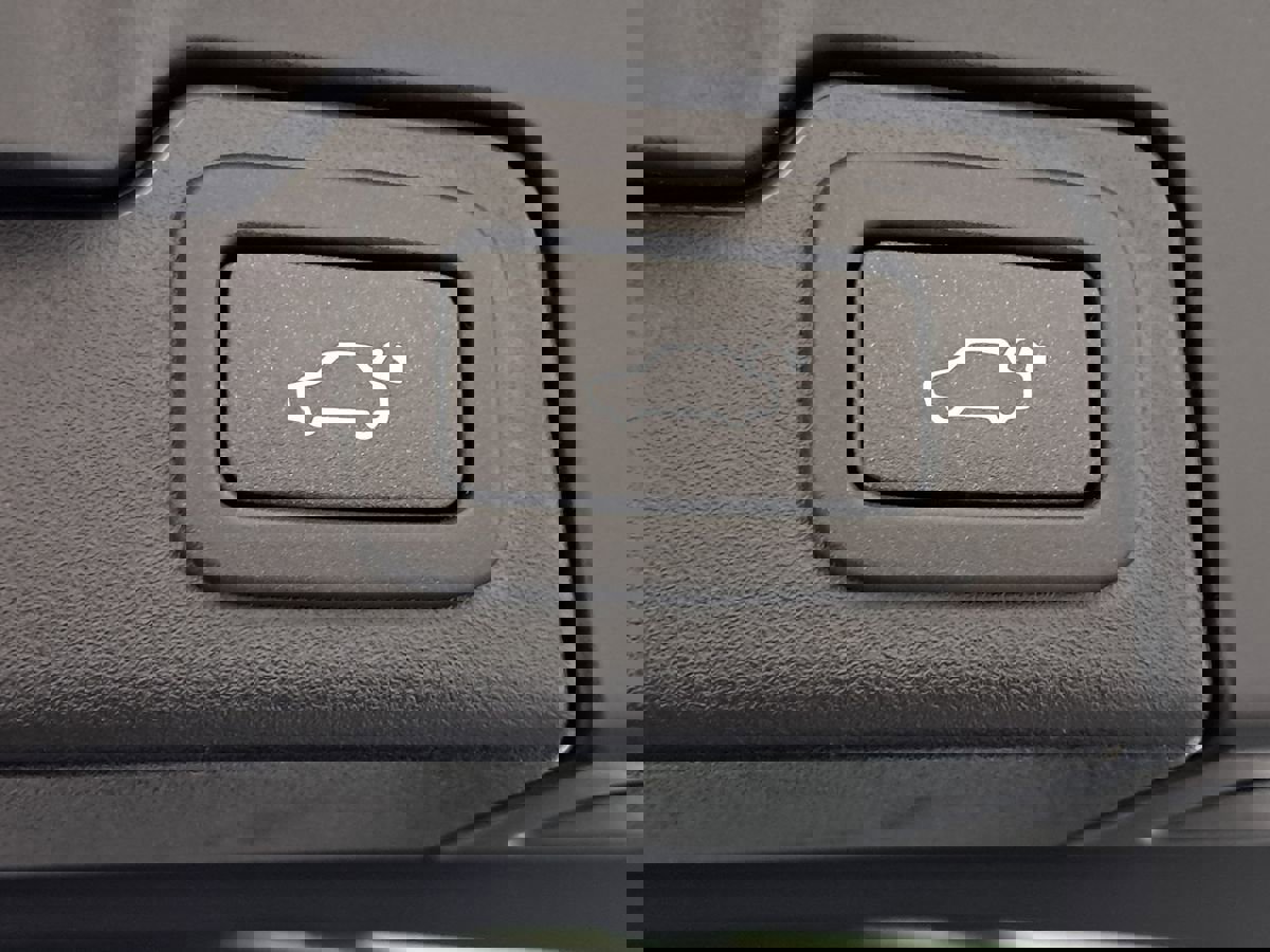 Used 2017 Land Rover Range Rover Evoque HSE Dynamic image 40