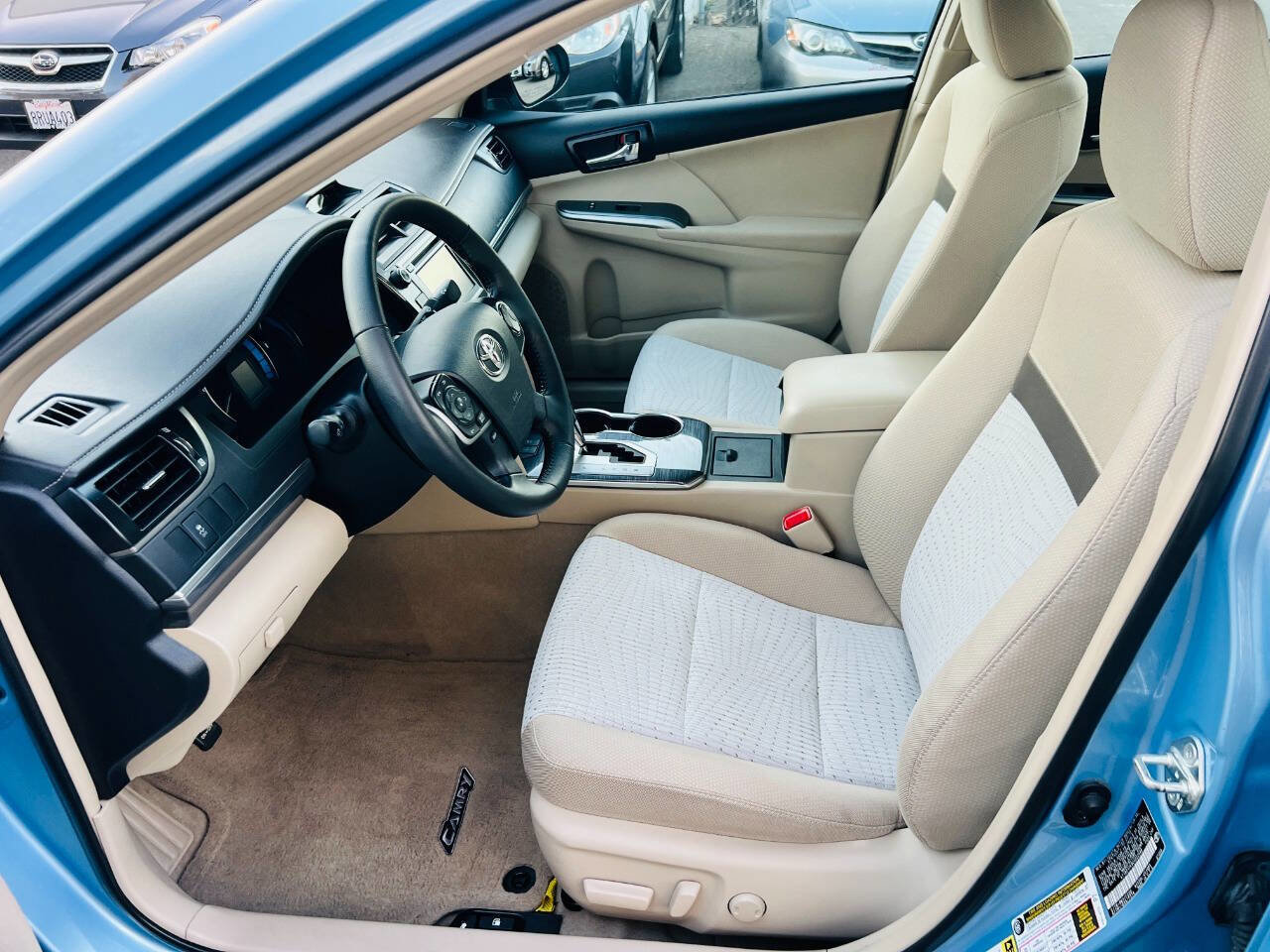 Used 2012 Toyota Camry XLE w/ Convenience Pkg image 15