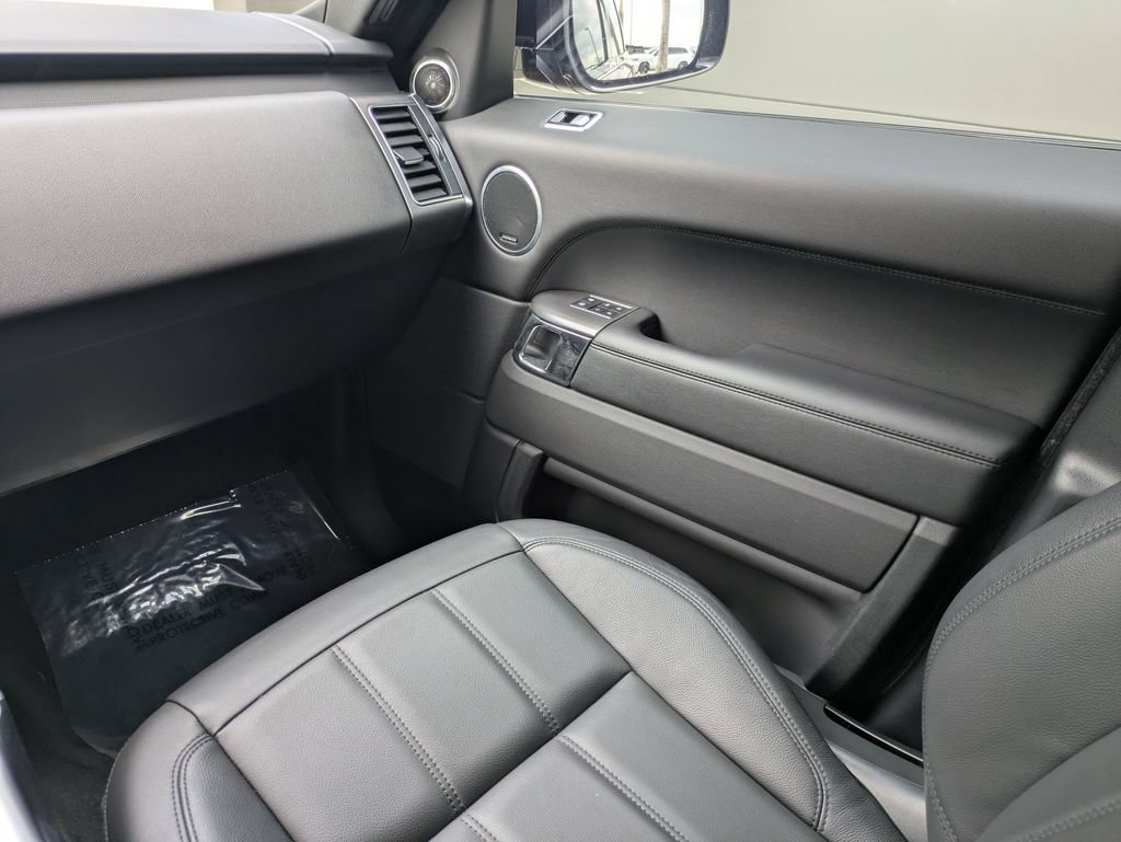 Used 2022 Land Rover Range Rover Sport SE AWD/4WD image 17