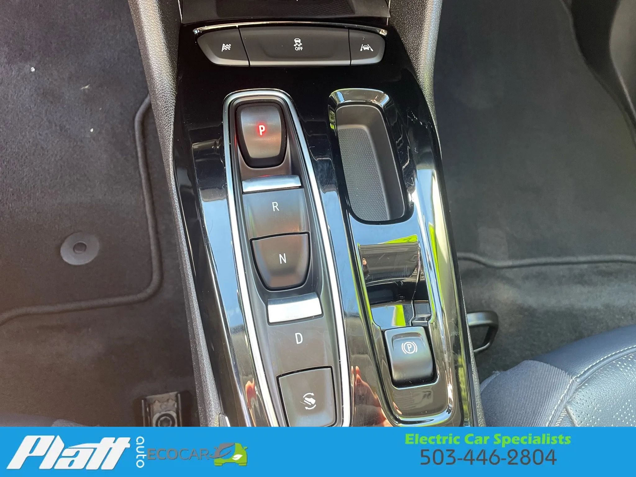 Used 2022 Chevrolet Bolt EUV LT w/ Convenience Package image 29