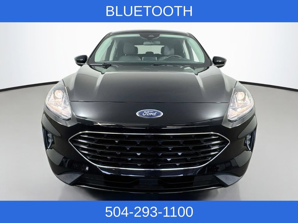 Used 2021 Ford Escape SE w/ SE Sport Appearance Package FWD image 3