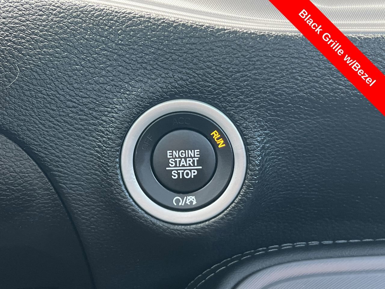 Used 2023 Dodge Challenger R/T w/ Blacktop Package image 9