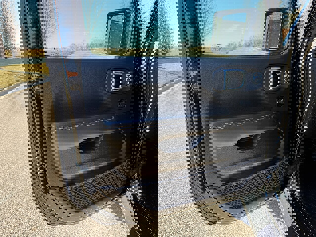 Used 2024 Jeep Wrangler Unlimited Rubicon 392 image 37