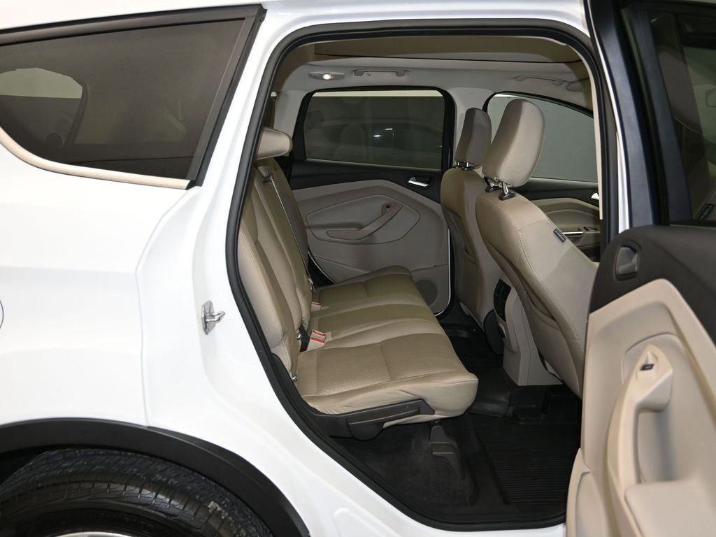 Used 2018 Ford Escape SE image 25