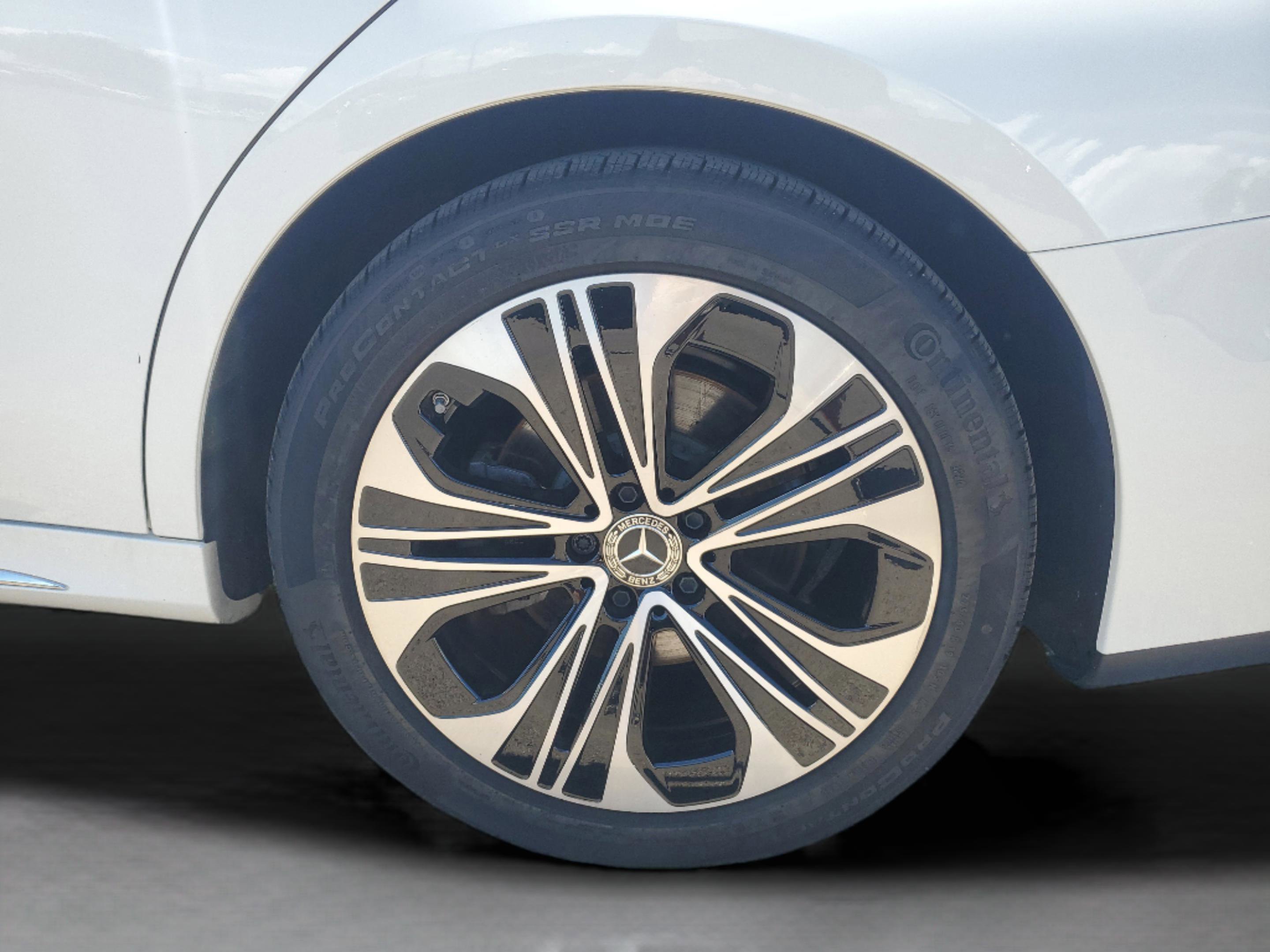 Certified 2025 Mercedes-Benz E 350 4MATIC Sedan image 36