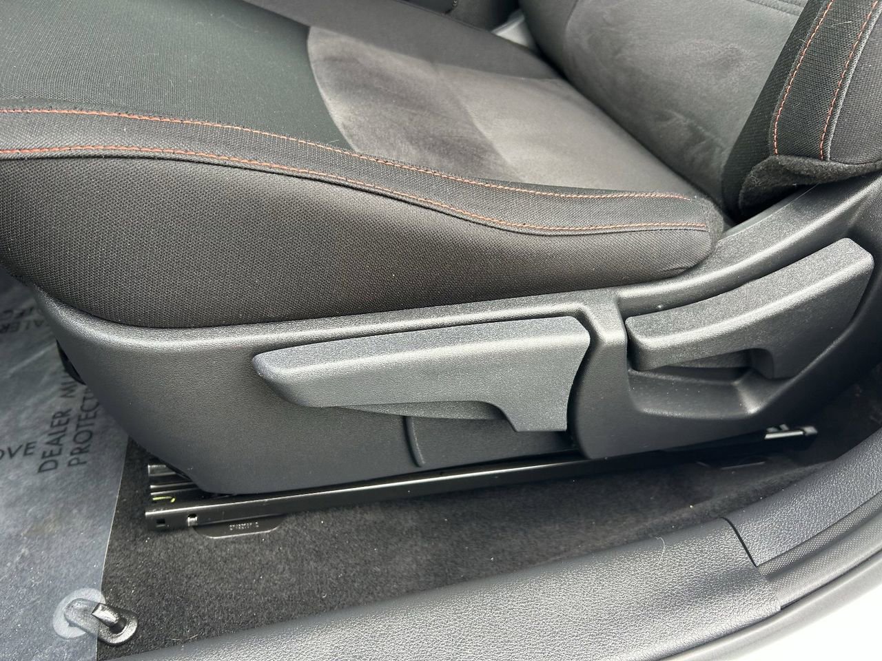 Certified 2025 Nissan Sentra SR image 28