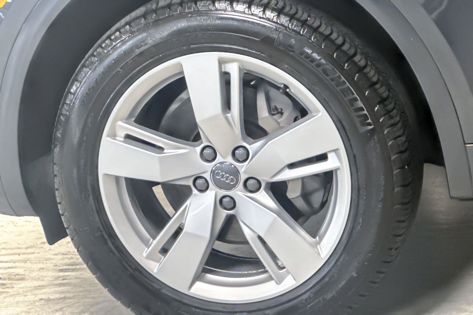 Used 2019 Audi Q5 2.0T Premium Plus w/ Premium Plus Package image 25