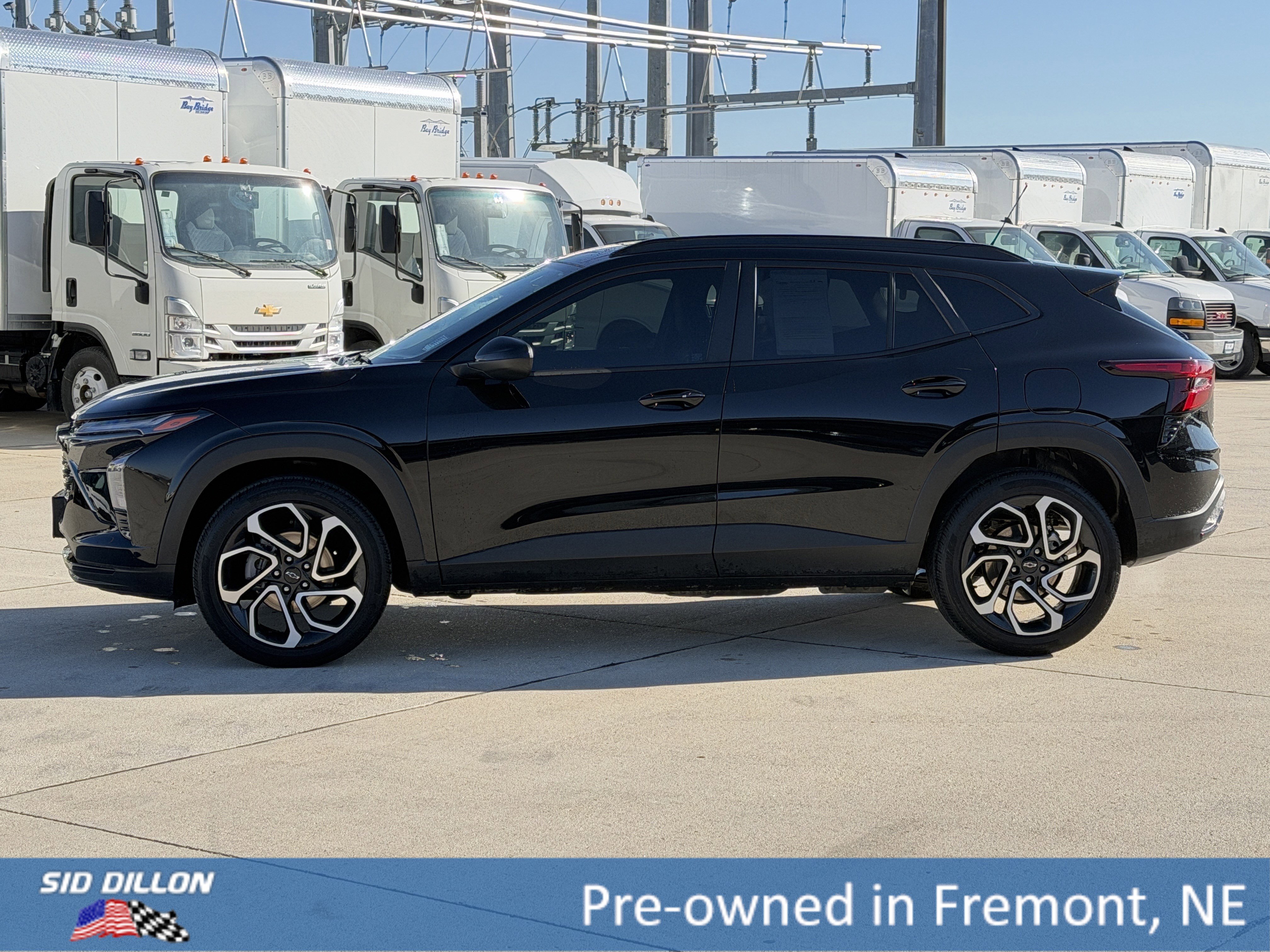 Used 2025 Chevrolet Trax RS w/ Sunroof Package FWD image 7