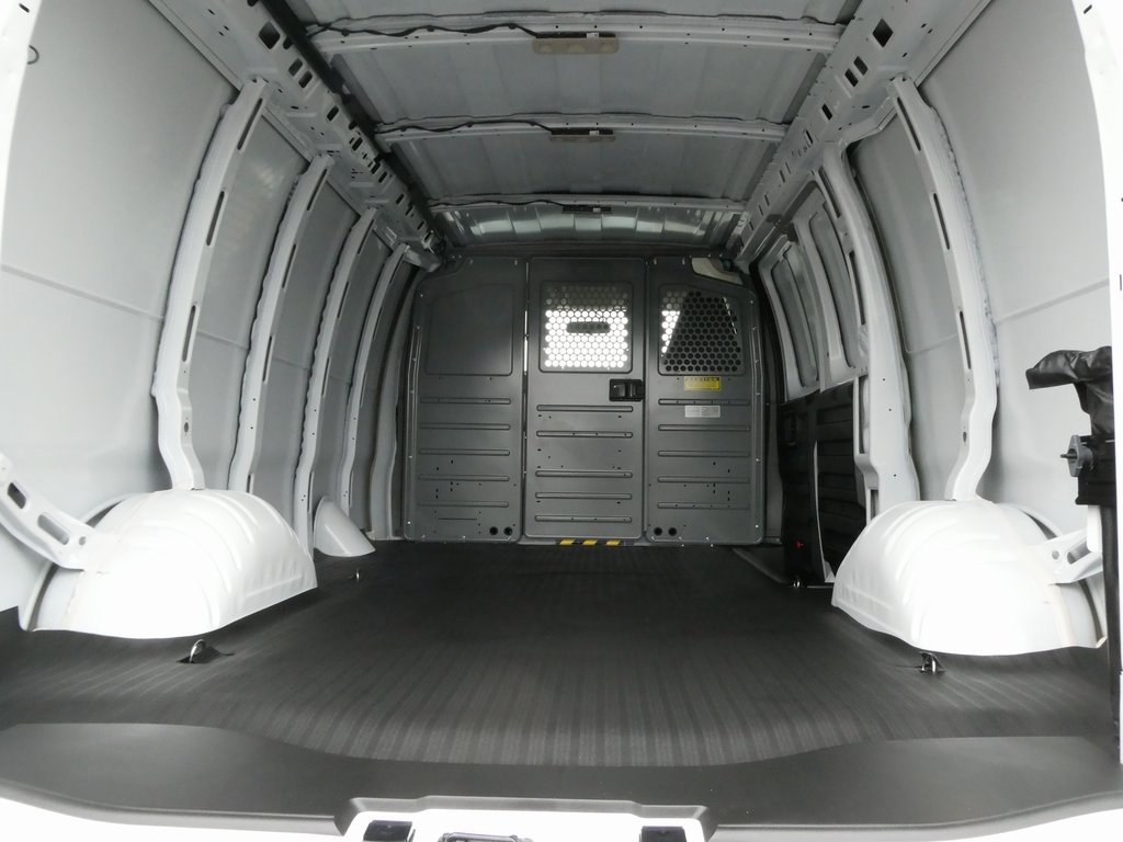 New 2025 GMC Savana 3500 w/ Driver Convenience Package image 26