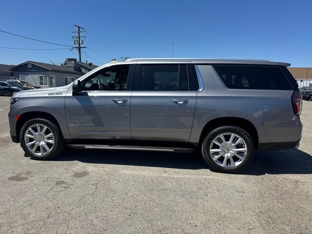 Used 2021 Chevrolet Suburban High Country RWD image 8