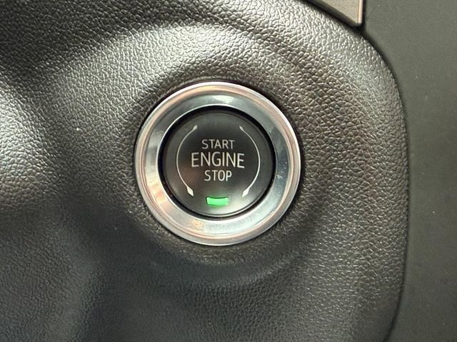 Used 2025 Chevrolet Silverado 1500 Custom image 14