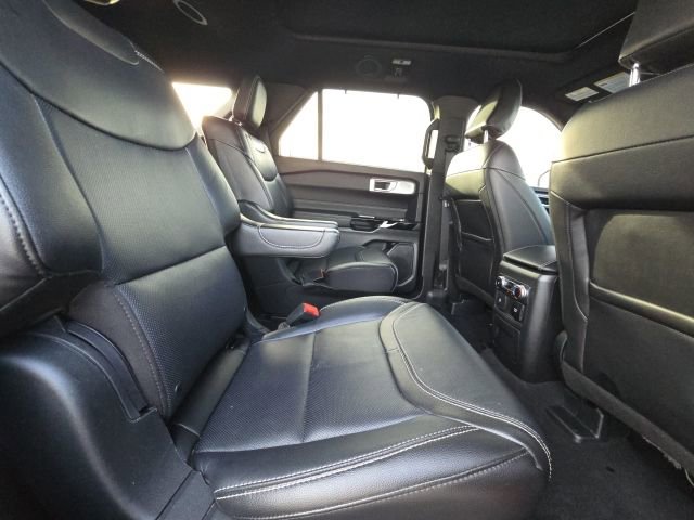 Used 2023 Ford Explorer ST w/ Equipment Group 401A AWD/4WD image 17