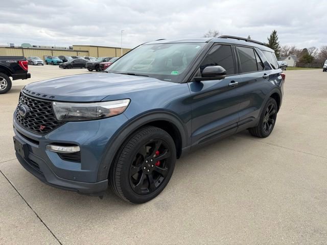 Used 2020 Ford Explorer ST w/ ST Street Pack image 3