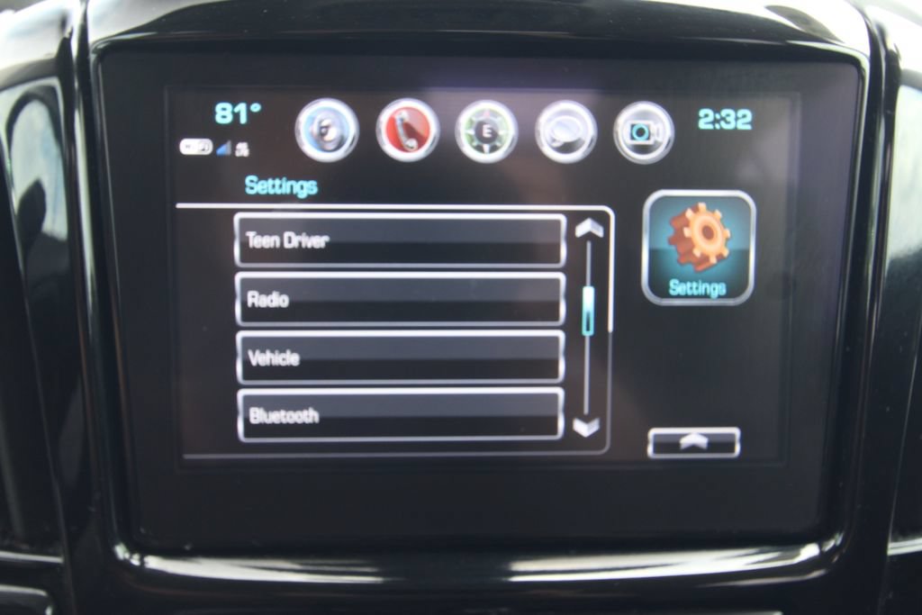 Used 2019 Chevrolet Traverse LT w/ LPO, Blackout Package AWD/4WD image 36