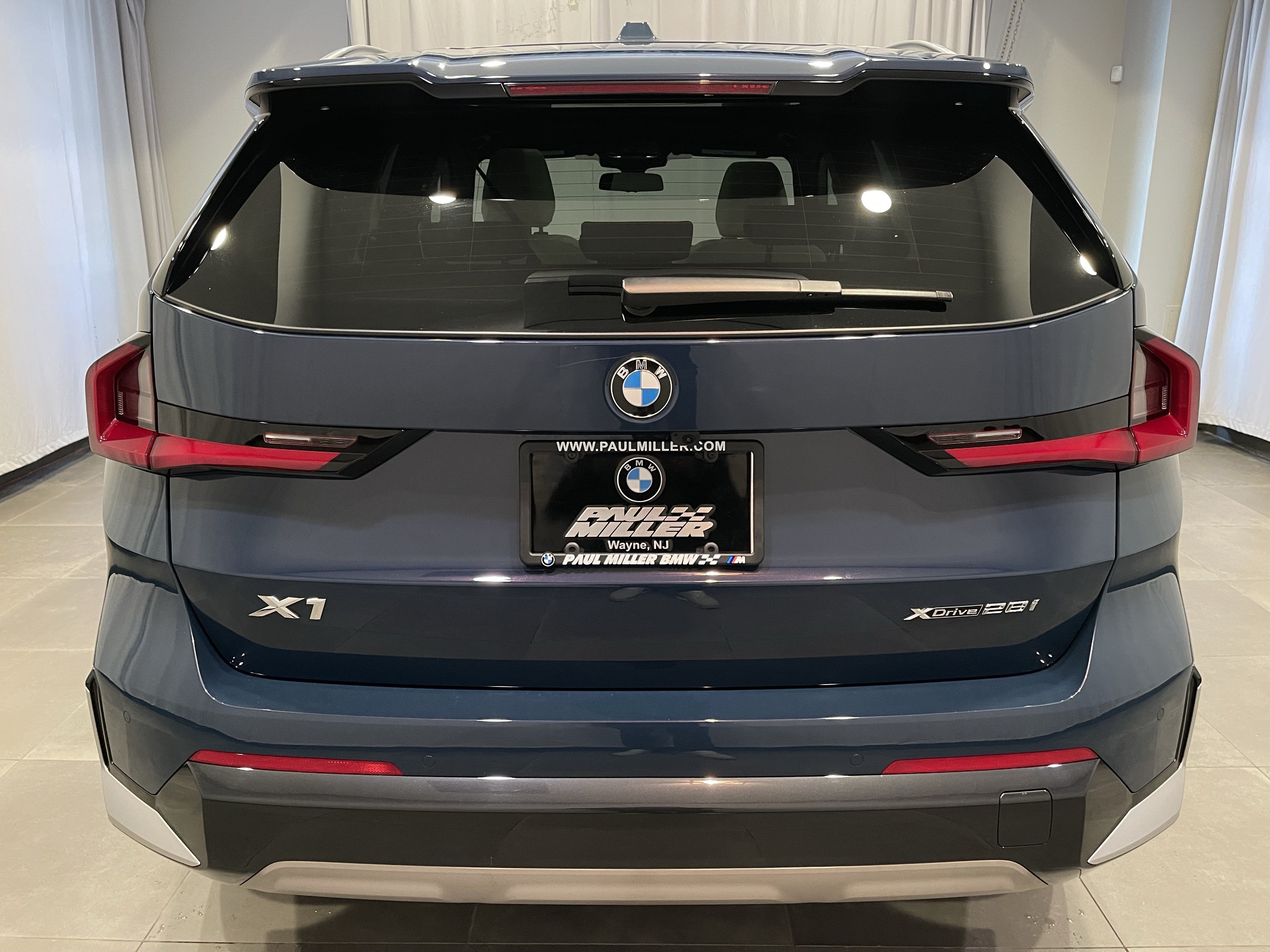 Used 2026 BMW X1 xDrive28i w/ Convenience Package AWD/4WD image 5
