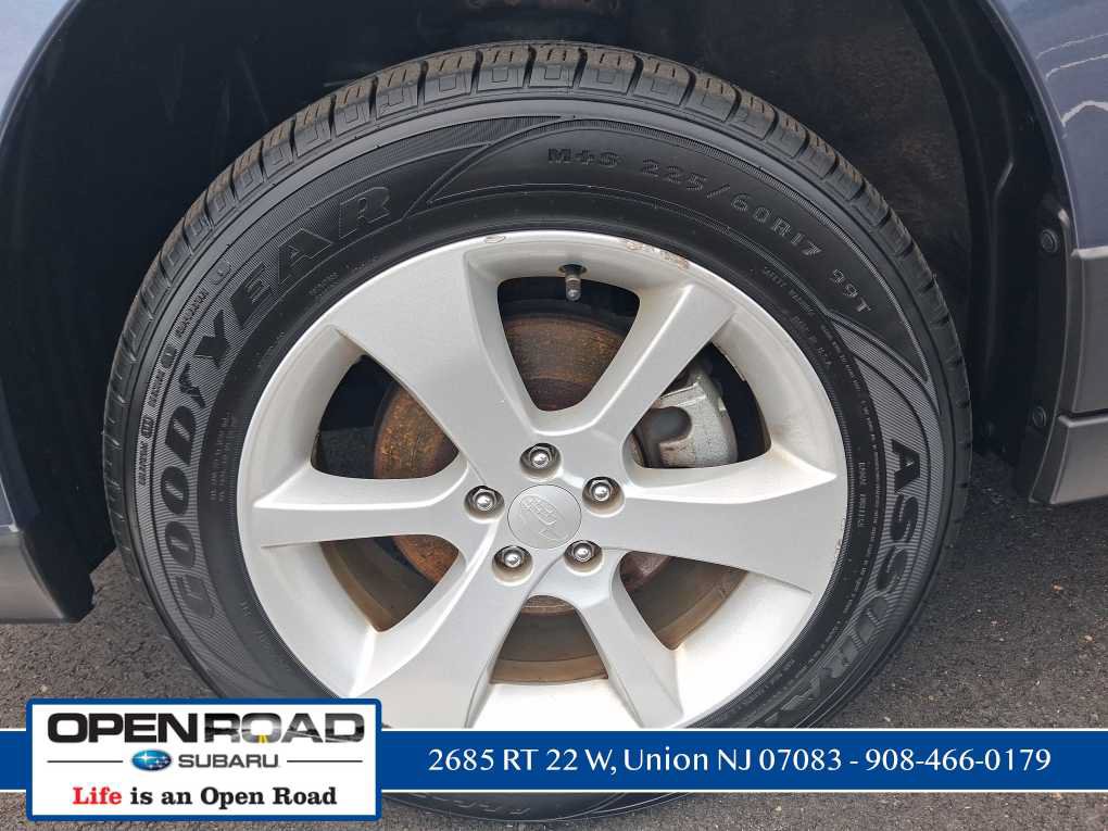 Used 2013 Subaru Outback 2.5i Premium w/ All-Weather Pkg AWD/4WD image 13