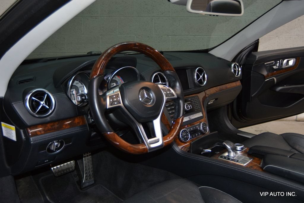 Used 2013 Mercedes-Benz SL 550 image 14